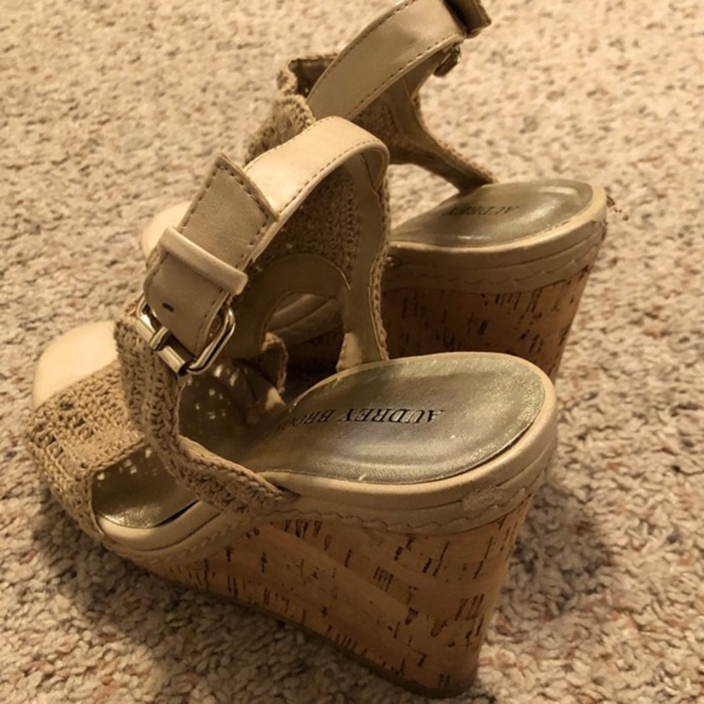 Audrey Brooke Crochet Tan Wedges - Picture 2 of 6